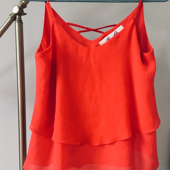 Layered Tank Blouse - Picture 2 of 4